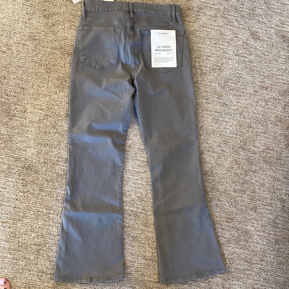 NWT!! Frame- Le Crop Mini Boot Sateen (Size-26) - Picture 4 of 4